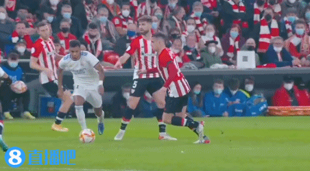 邮报：曼联与92班的关系很微妙，有时候较好有时候很差